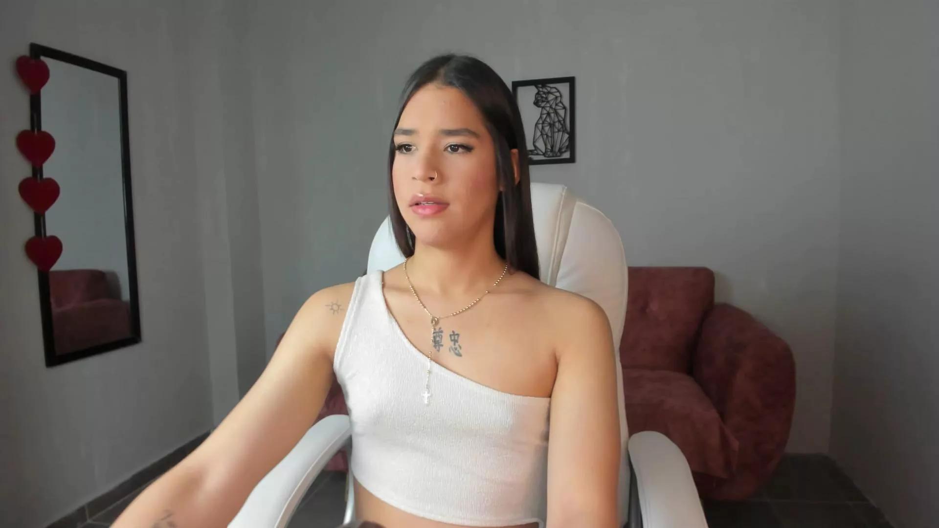 AliceSecrets on Cam4 