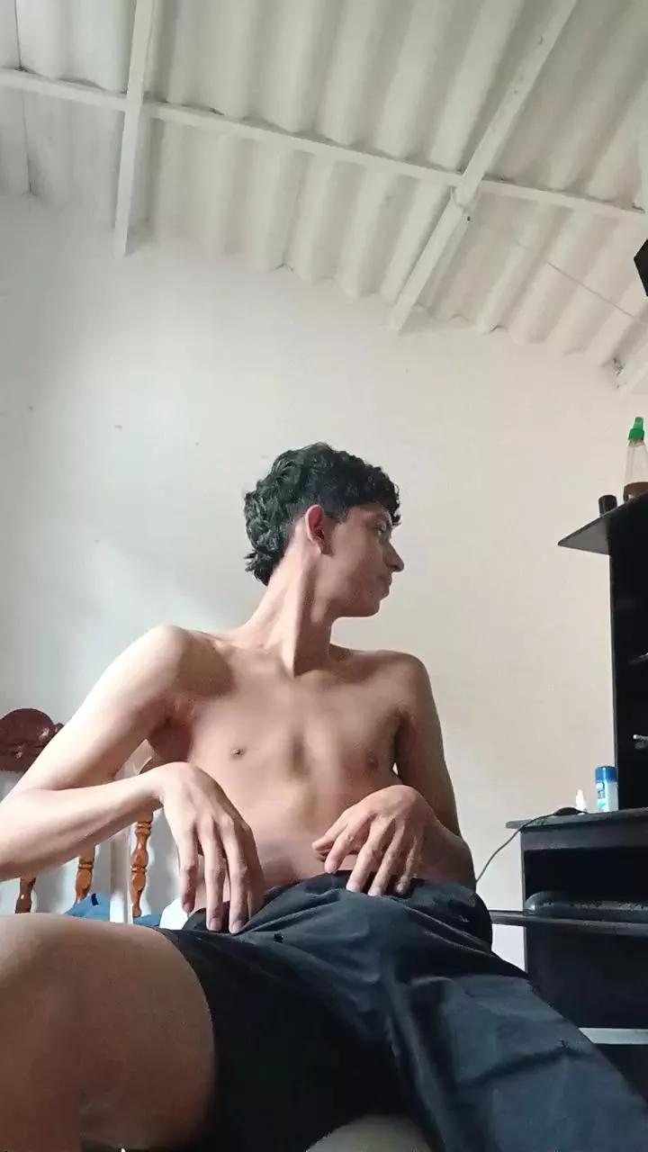 Allnei on Cam4 