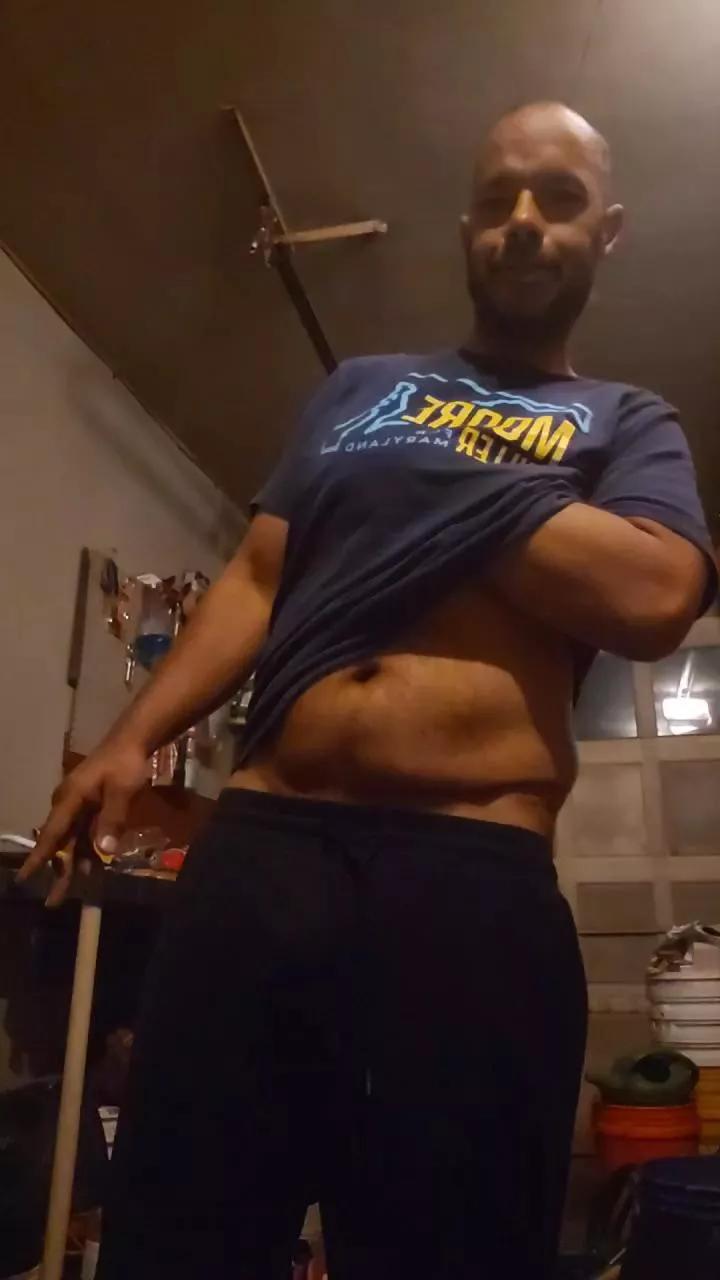 Alvi45 on Cam4 