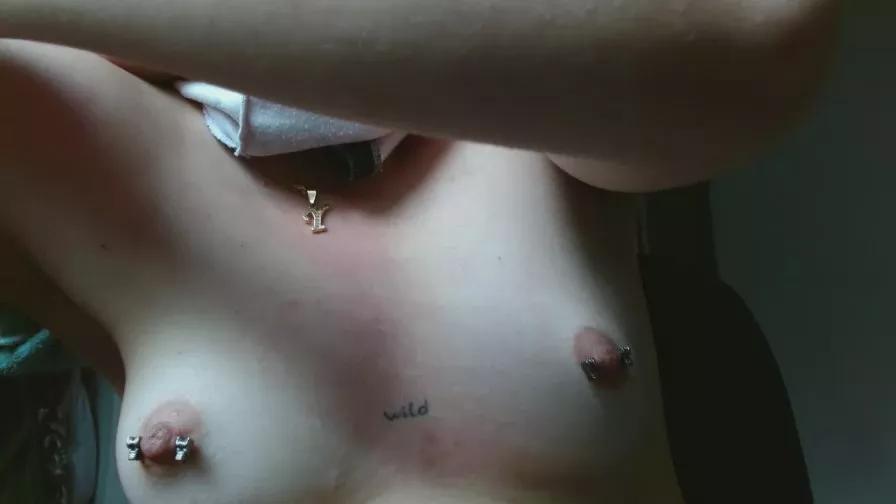 Amitlu_ on Cam4 