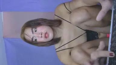 anna_lo on Cam4 