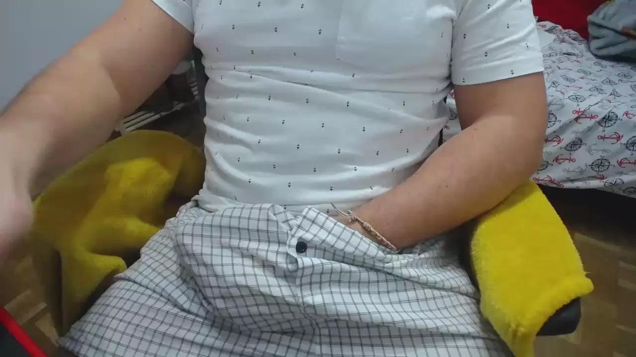arthur_95_hot on Cam4 