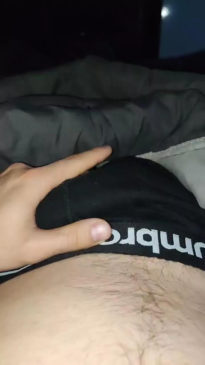 Artorias94x on Cam4 