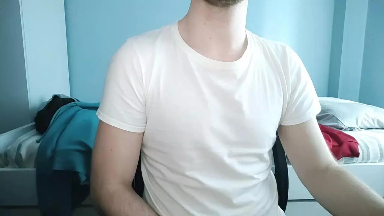 asieko5n on Cam4 