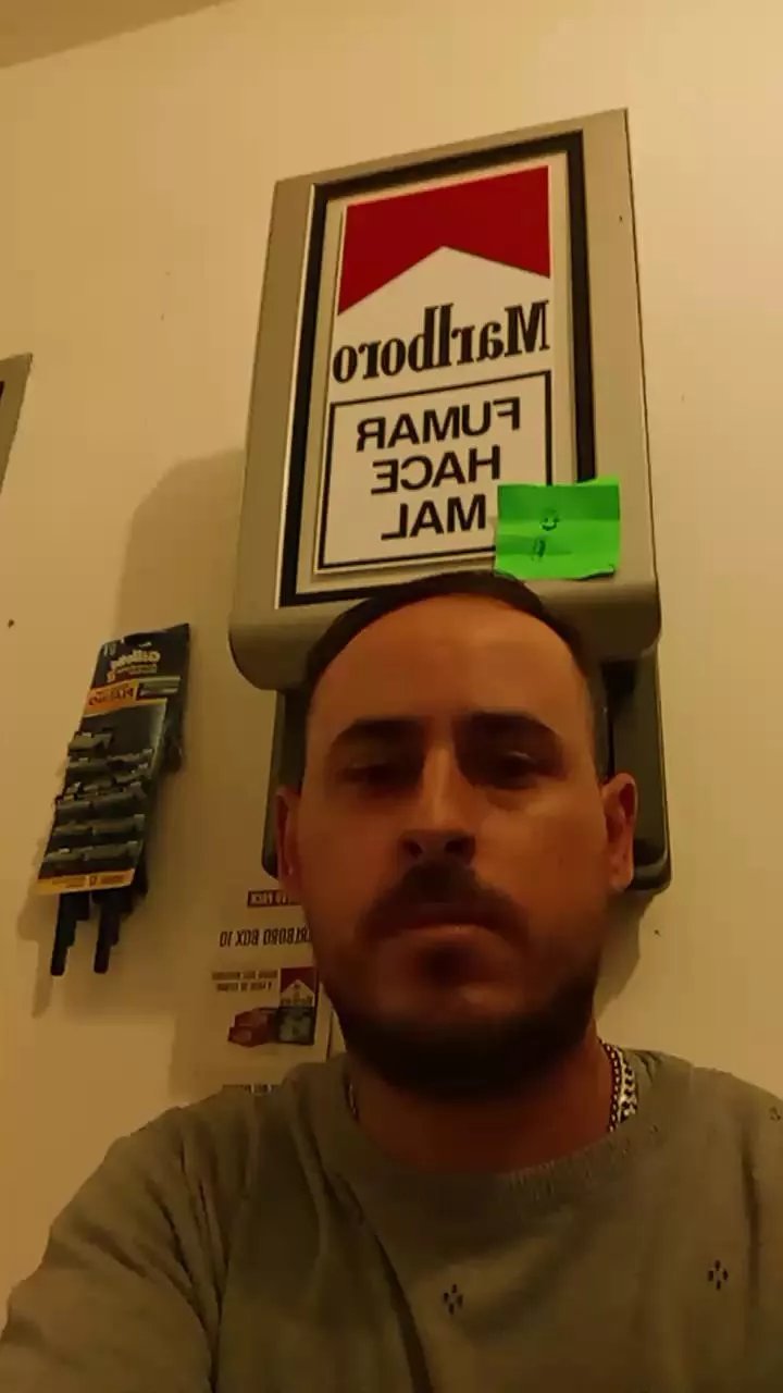 Offline AtrevidoX on Cam4