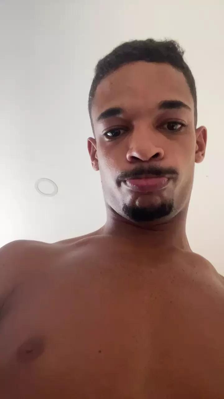 Avastmill on Cam4 