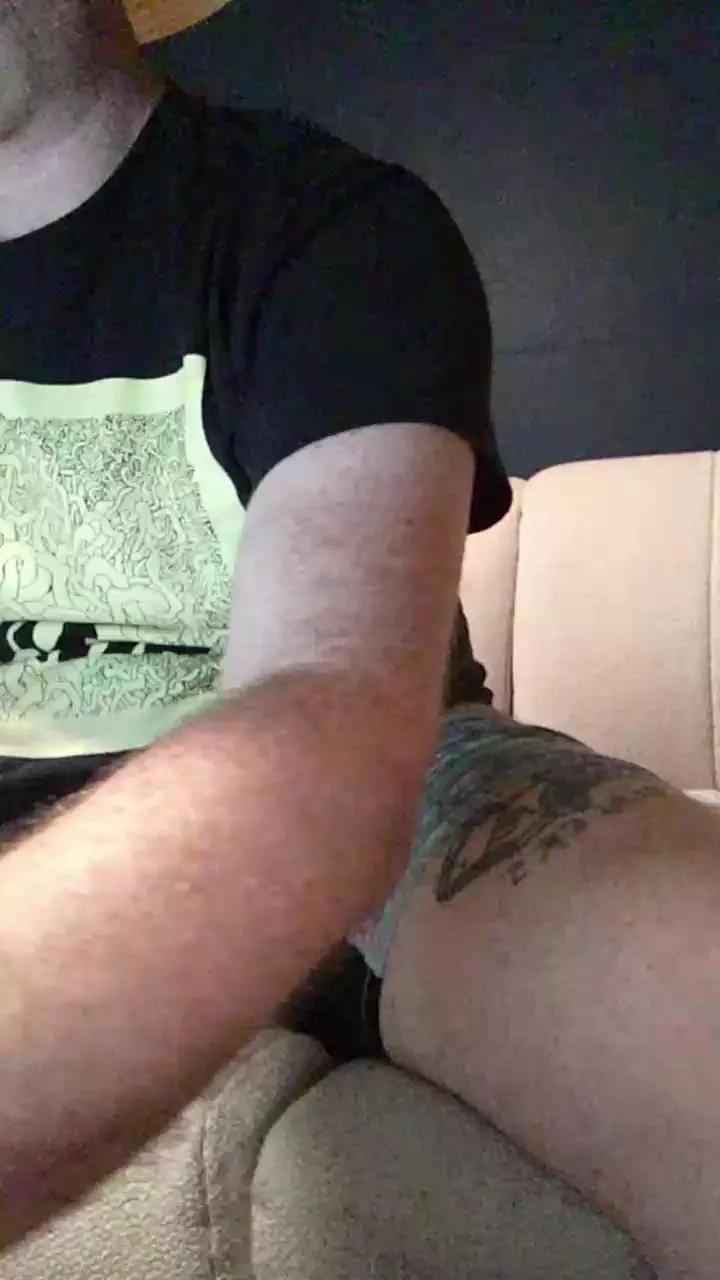 badger69696969 on Cam4 