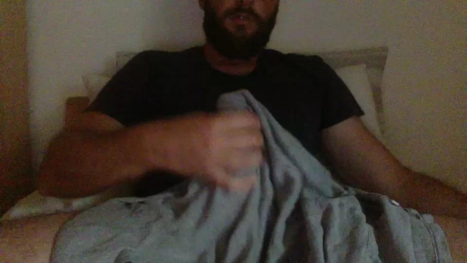 Bartikxxx on Cam4 