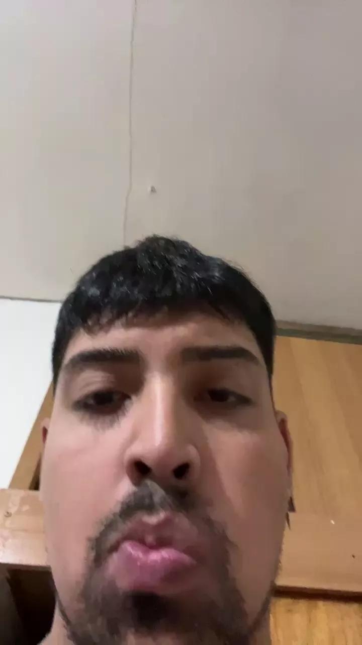 Basti_an69 on Cam4 