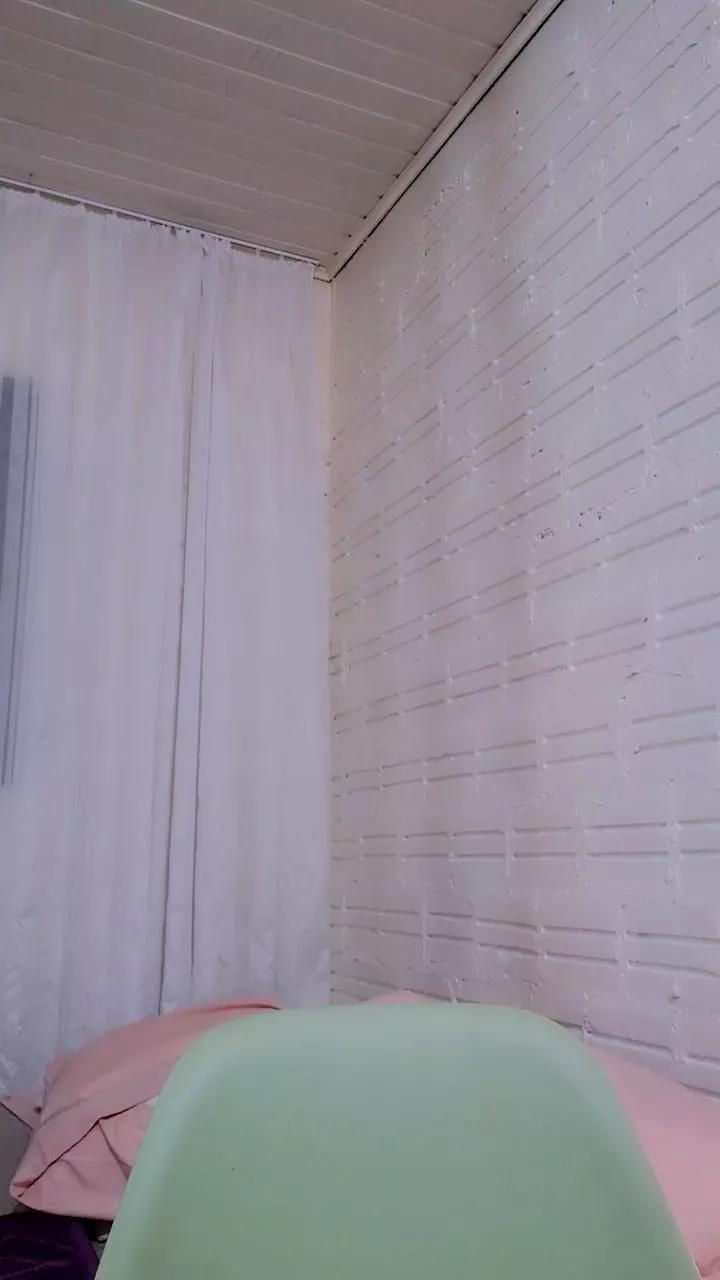 Bellaju on Cam4 