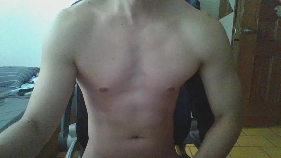 bigdragon0857 on Cam4 