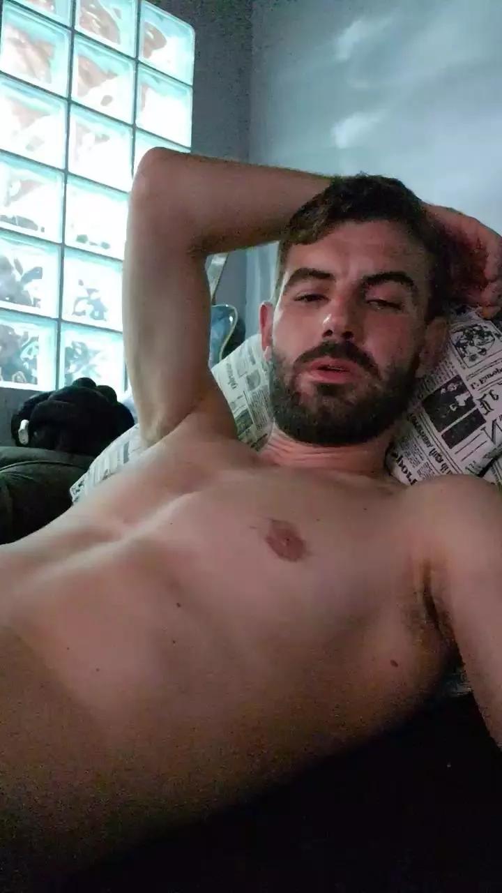 BryanTips on Cam4 