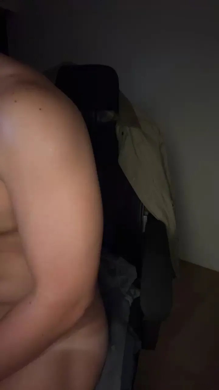 Offline BurgerRush_PPP on Cam4