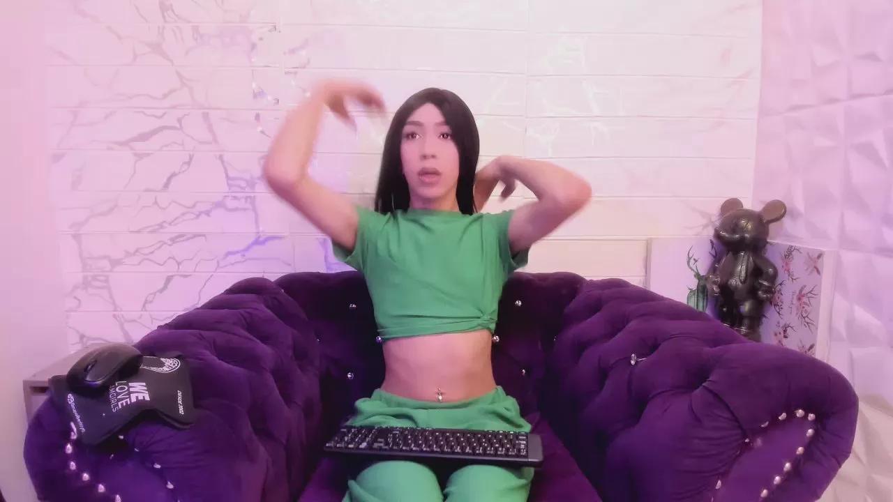 ChanieelSmithRs on Cam4 