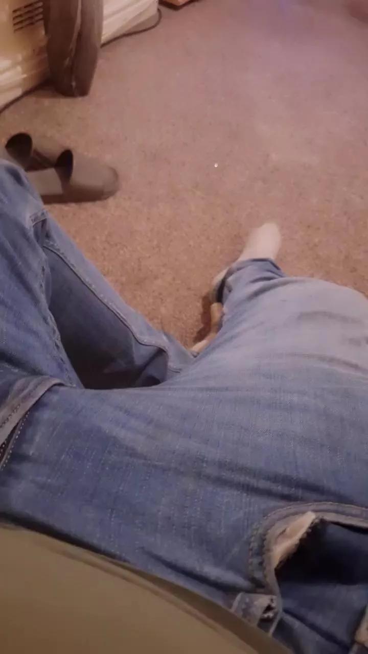 Chavbear on Cam4 