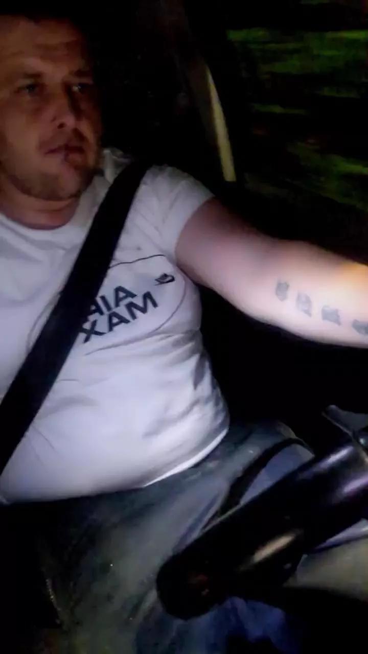 Chavbear on Cam4 
