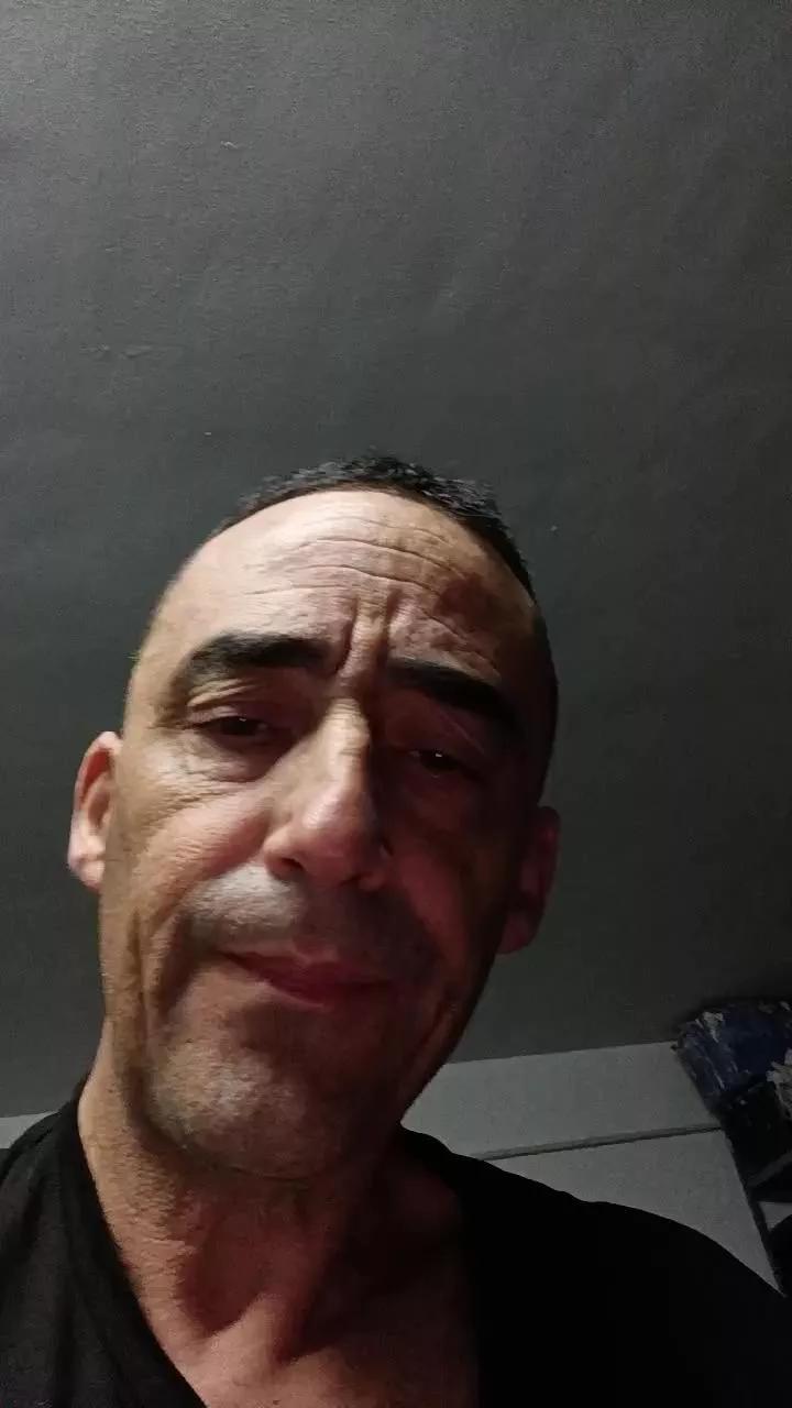 comilon77 on Cam4 