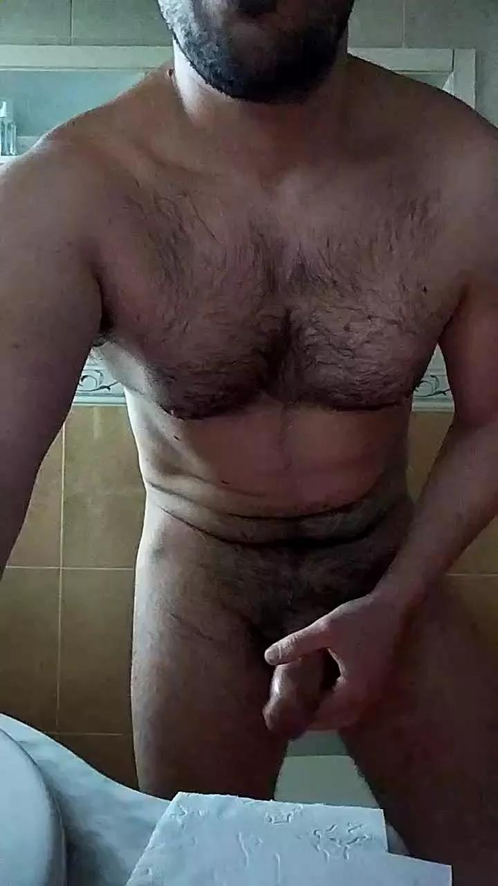 Curioso26xxx on Cam4 
