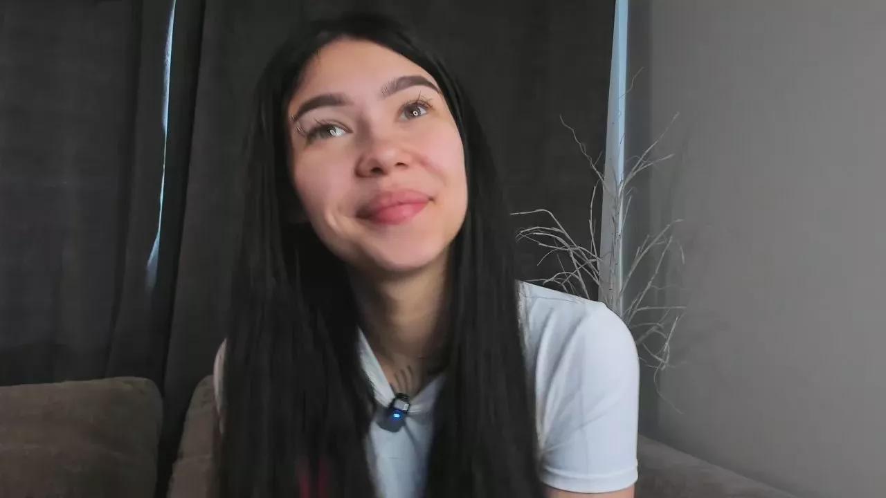 DarleneCreedon on Cam4 