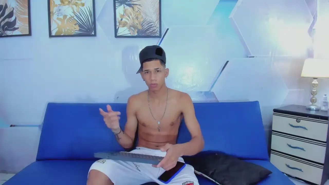 Offline Dave_Danna on Cam4