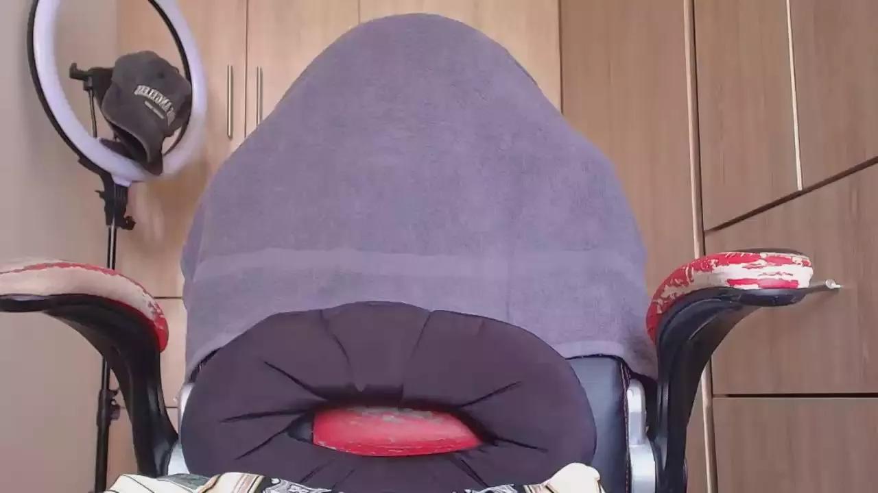 DaveSoldier on Cam4 