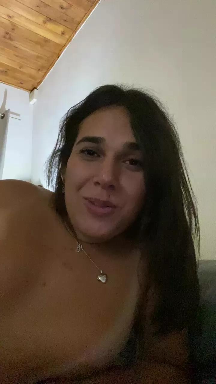 DelfiVarez on Cam4 