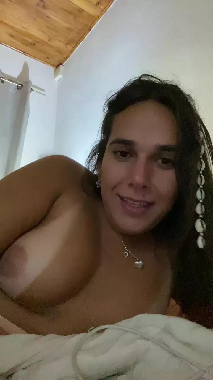 DelfiVarez on Cam4 