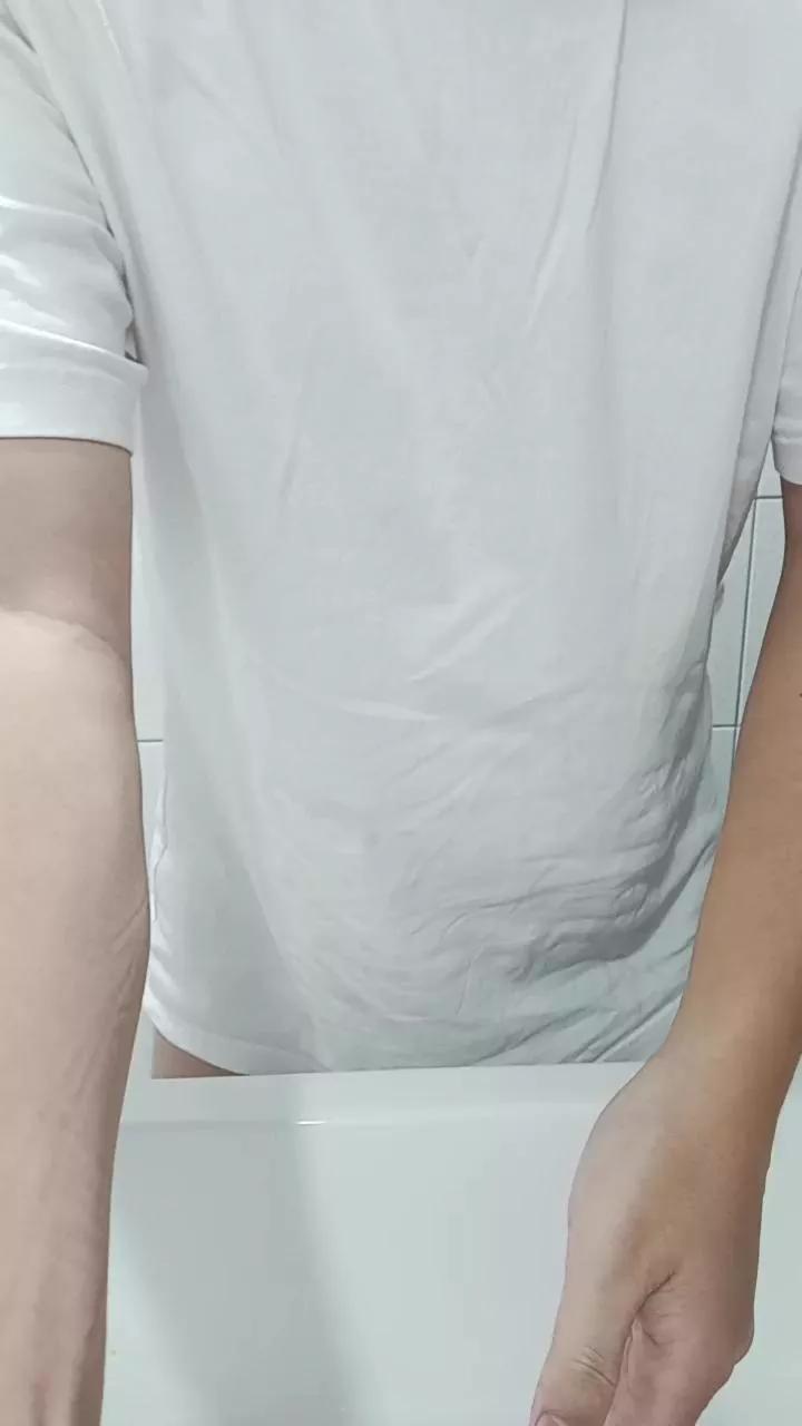 denies_tiiiger on Cam4 