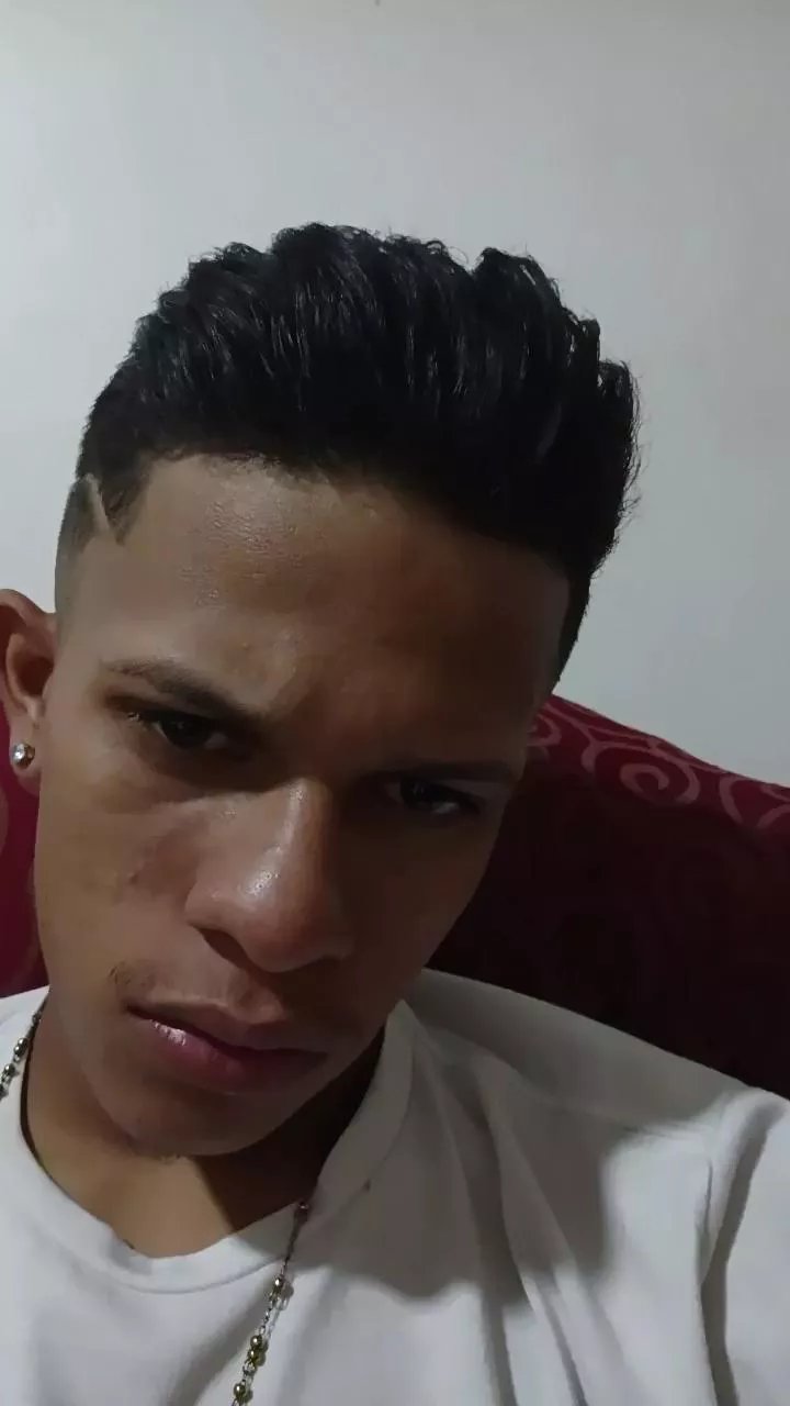 Offline Dirty_fullhappy on Cam4