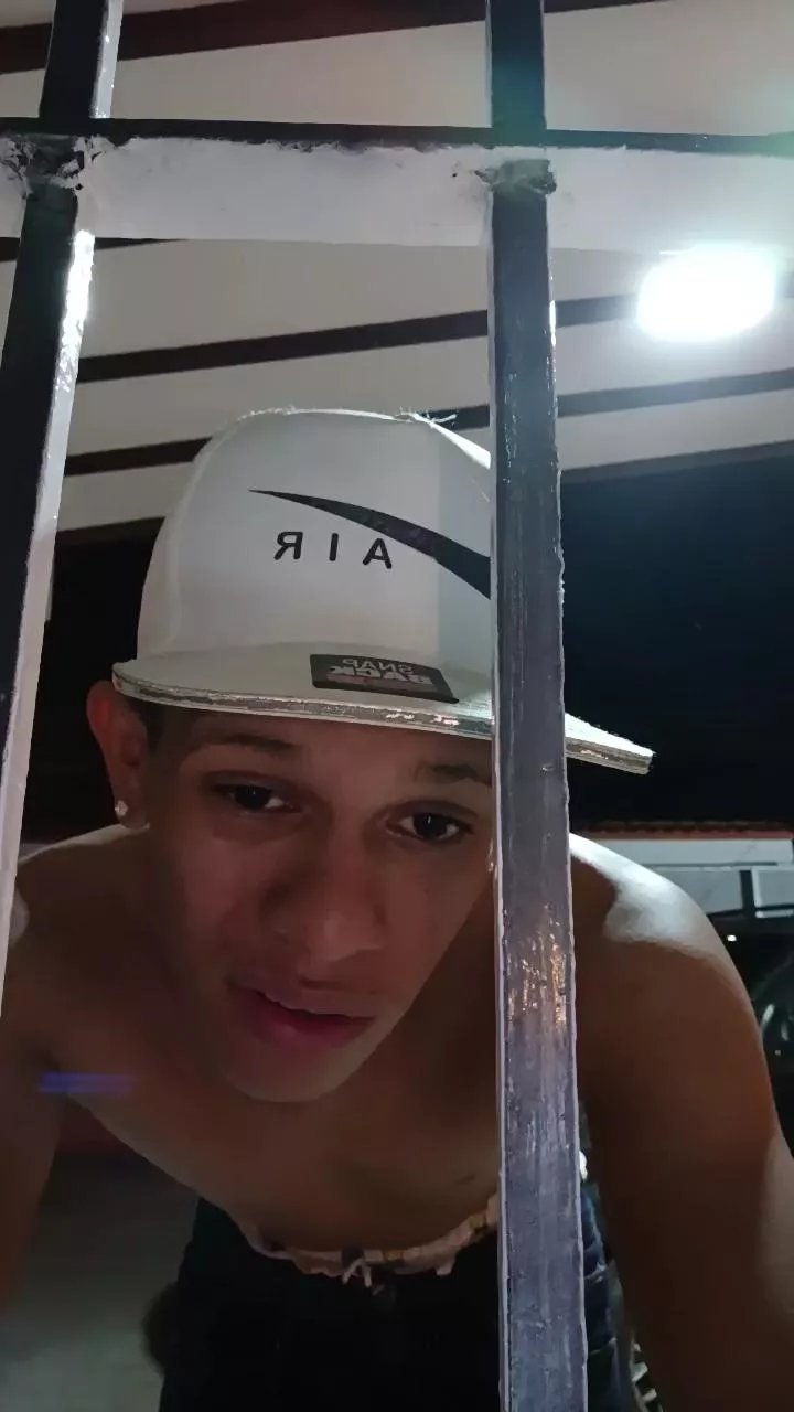 Offline Dirty_fullhappy on Cam4