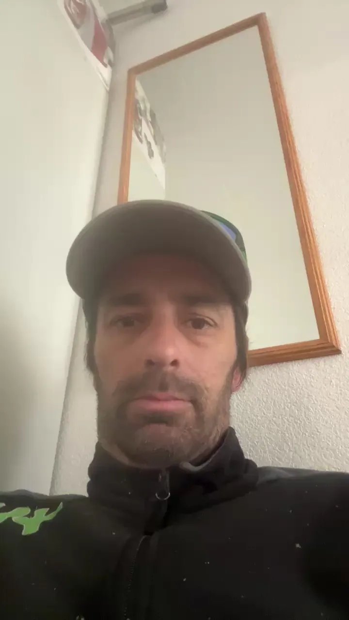 Offline DirtyDad_hot on Cam4