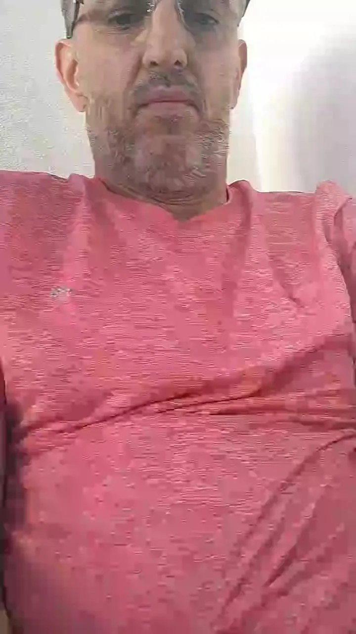 Offline edcampinas47 on Cam4