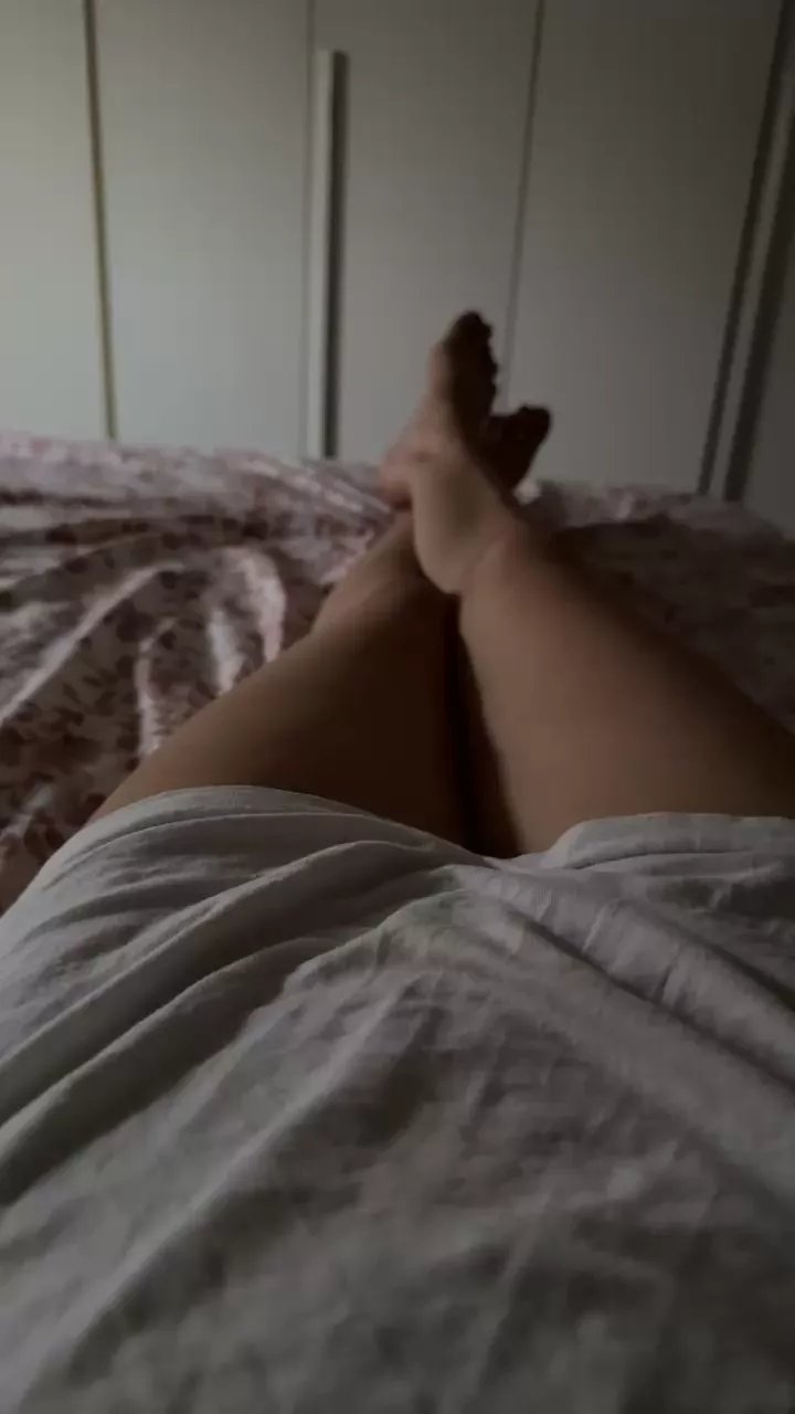 Offline Elisabettafoor on Cam4