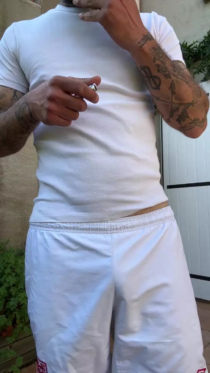 Offline elmonstro1 on Cam4