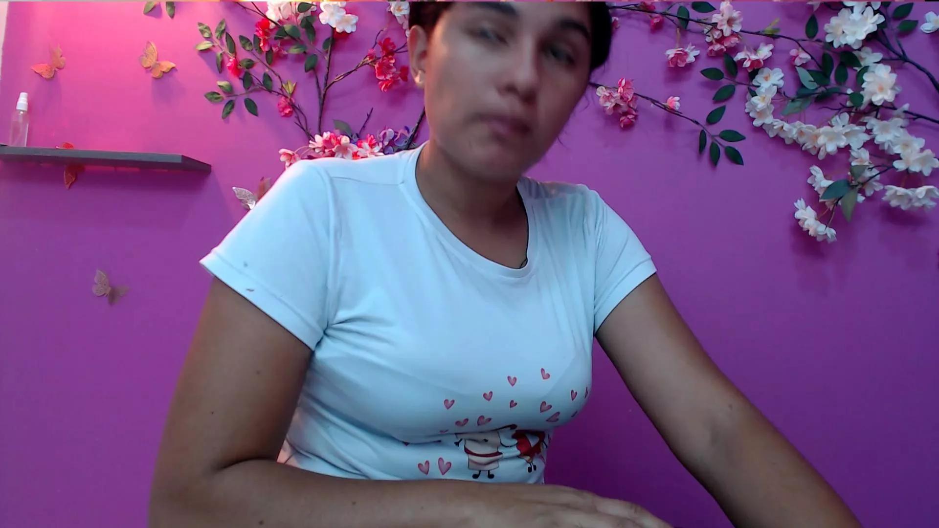 elupitabarbara1 on Cam4 