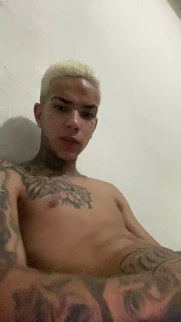 Offline Eookevin on Cam4