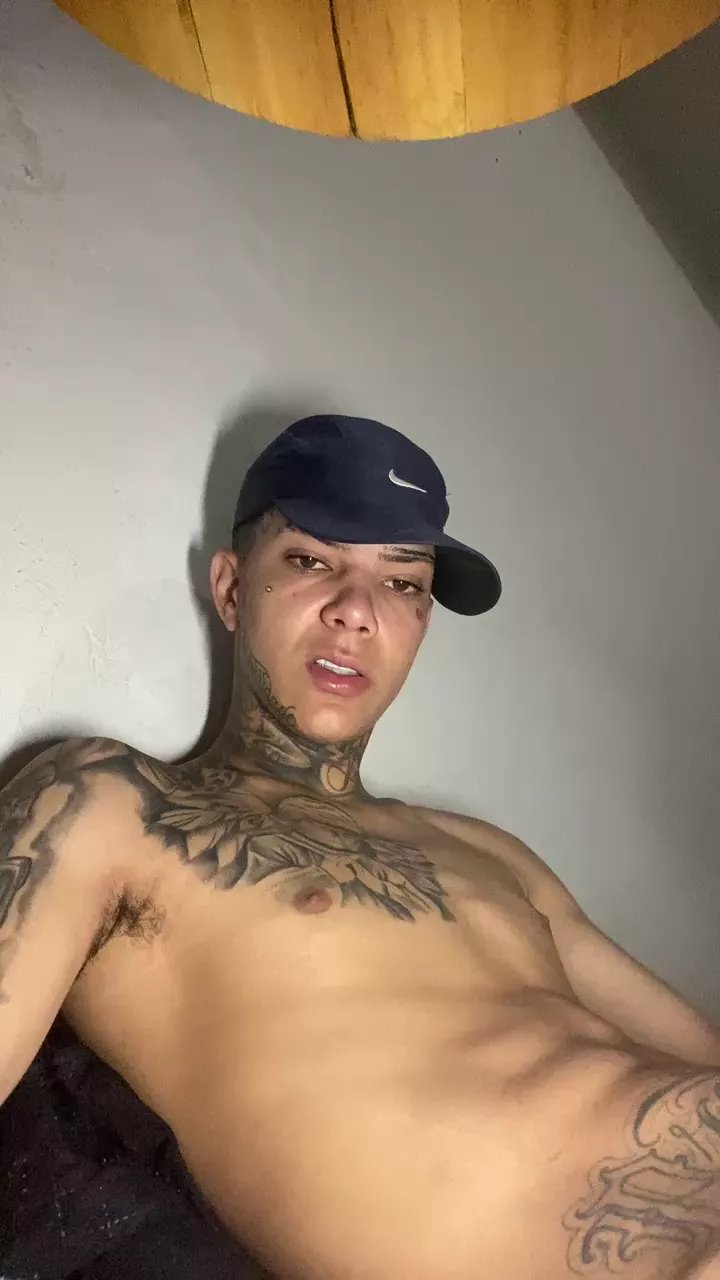 Offline Eookevin on Cam4