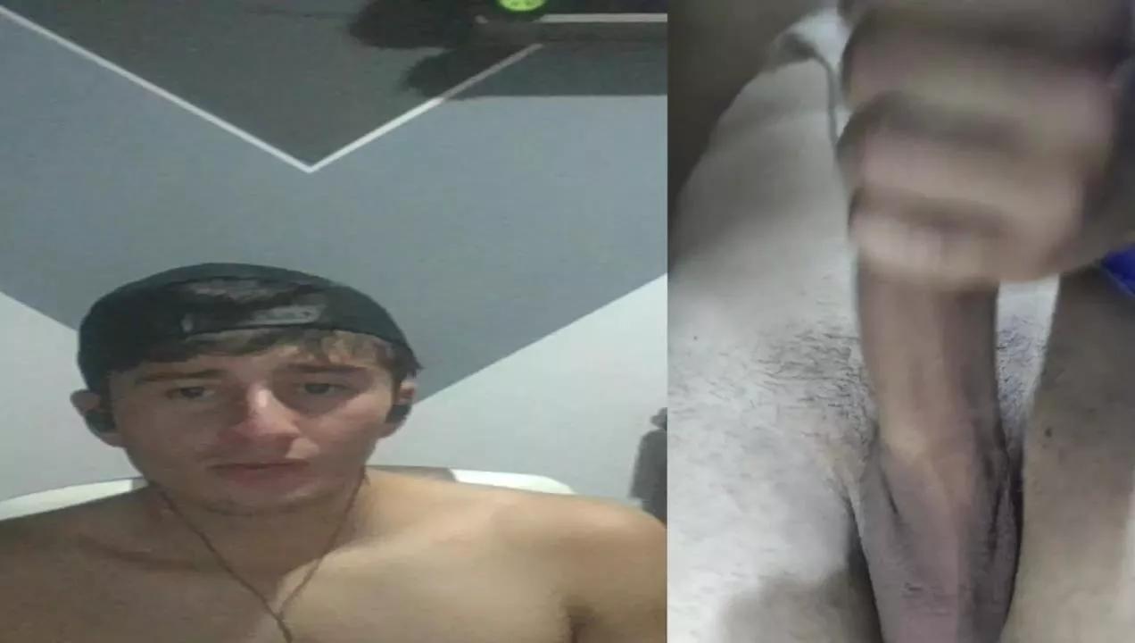 Esteban19PG on Cam4 