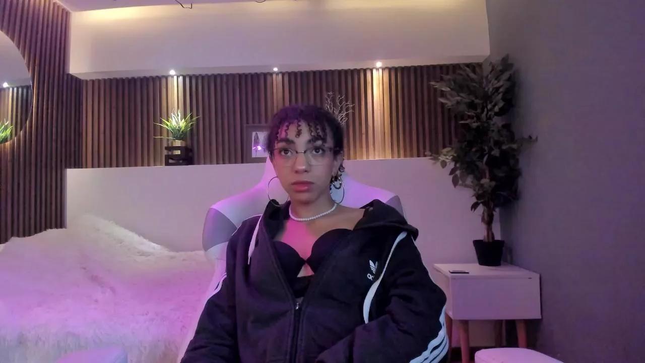 EvelynRodriguez on Cam4 
