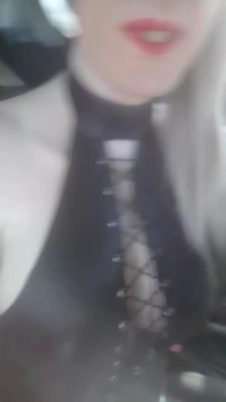 fetishpoup on Cam4 