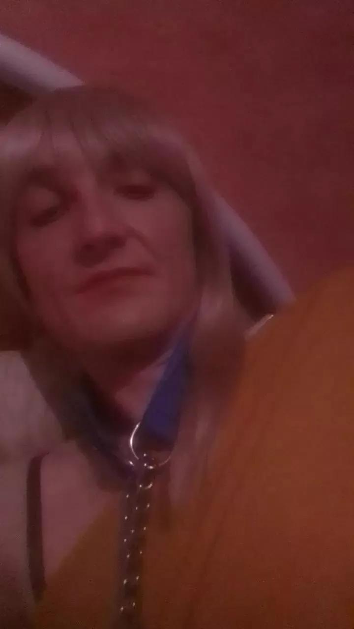 fetishpoup on Cam4 