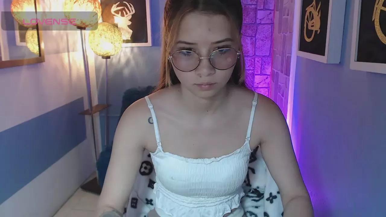 Fiorellaa_delsd on Cam4 