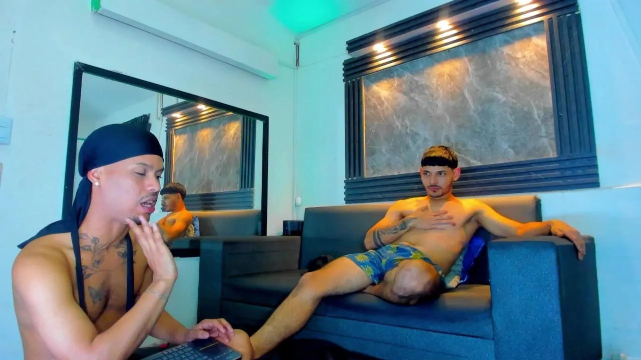 Offline firends_dream on Cam4