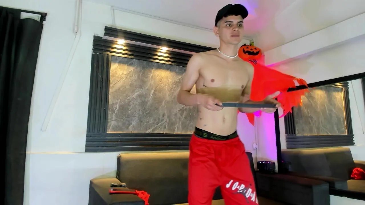 Offline firends_dream on Cam4