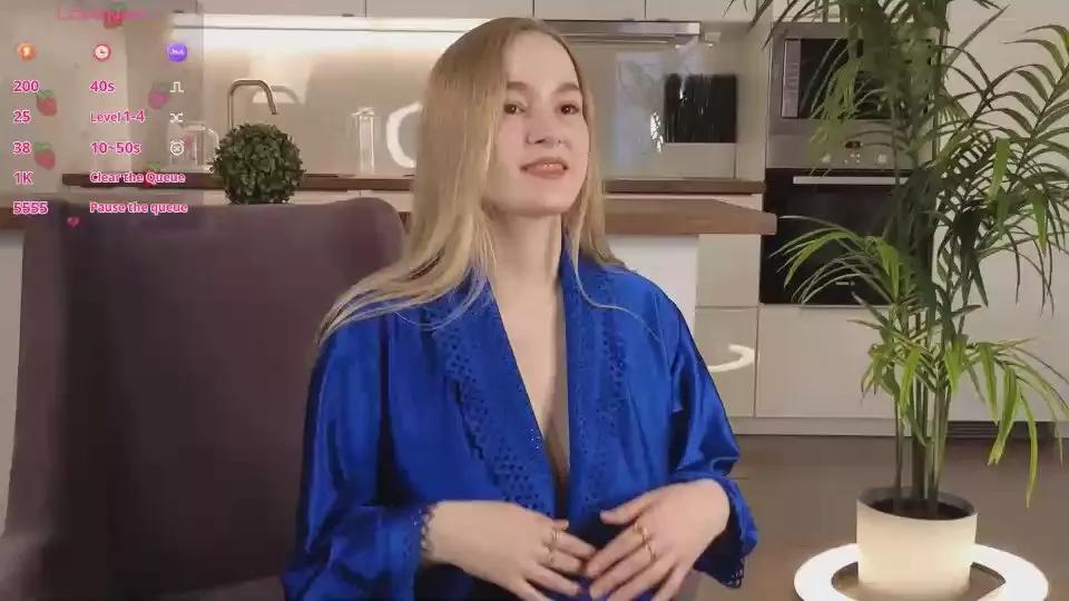 FloraCorson on Cam4 