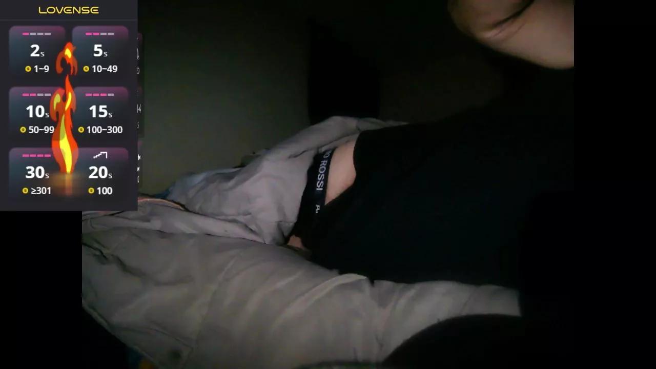 fntbzh on Cam4 