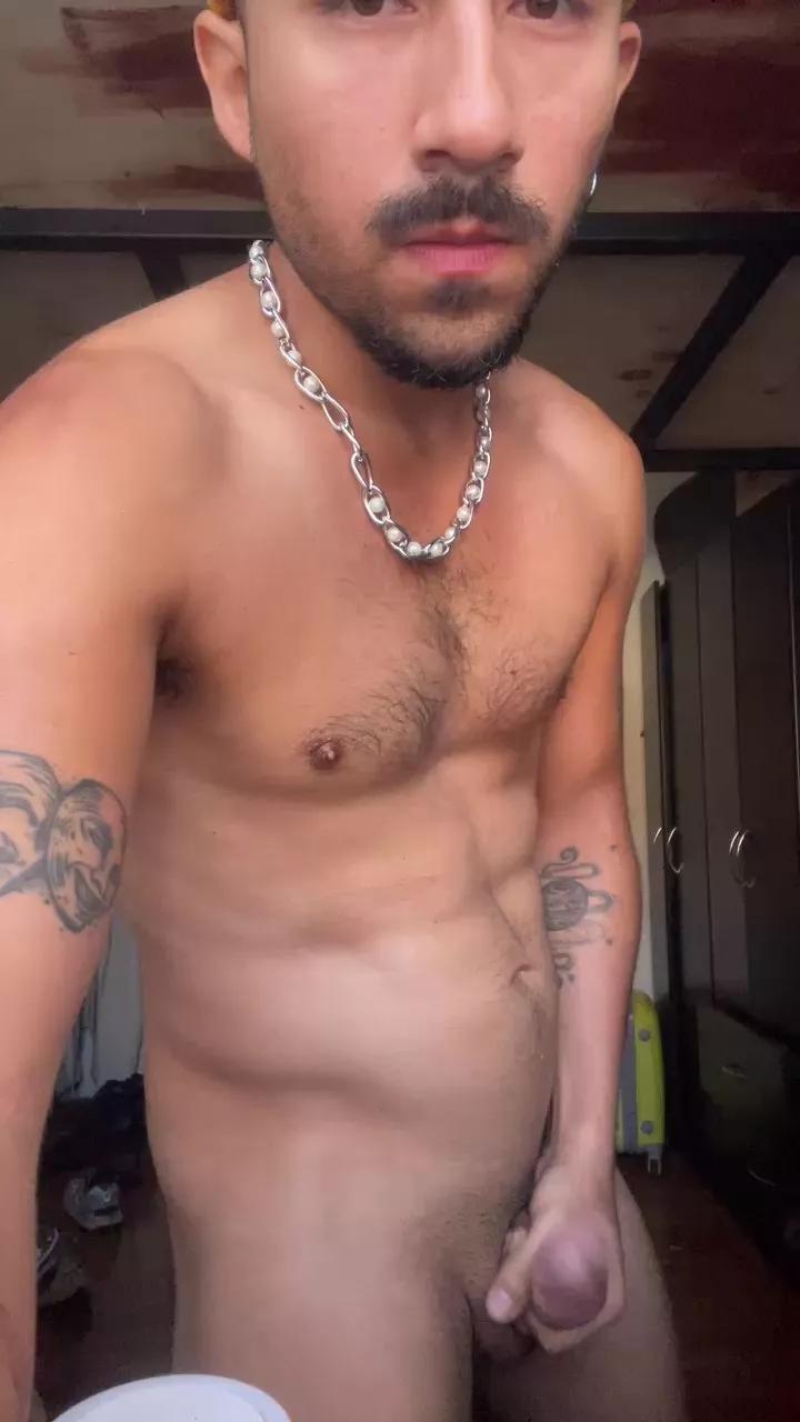 Fortunacho on Cam4 