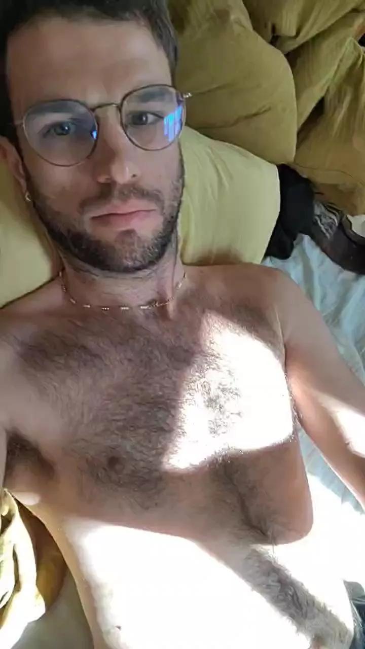 frenchyhothairy on Cam4 