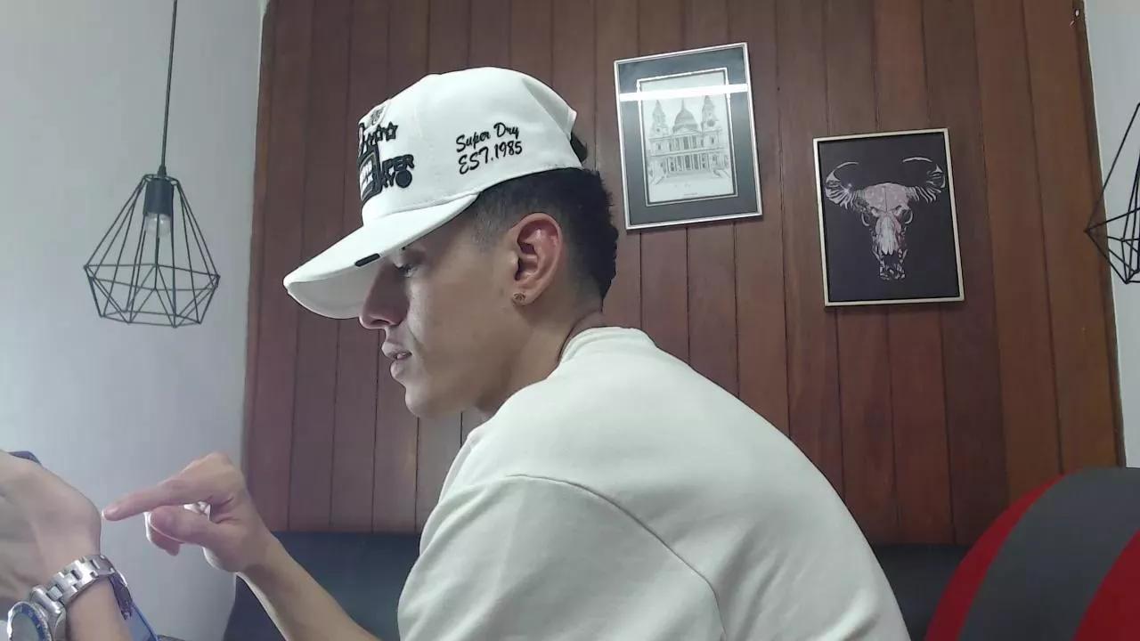 GaboReyes on Cam4 