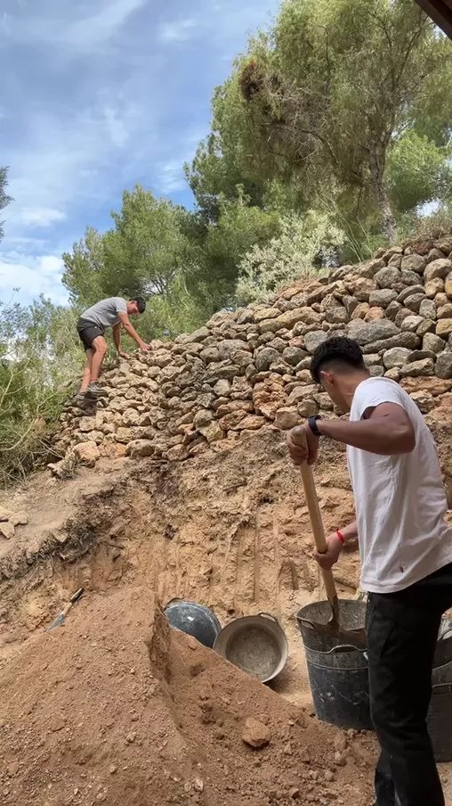 Offline Gabr1996 on Cam4